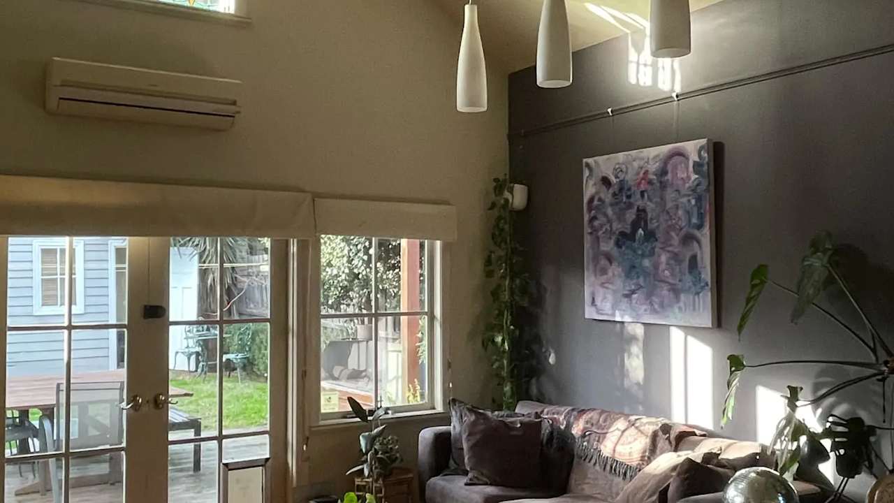 Unfurnished room in a share house