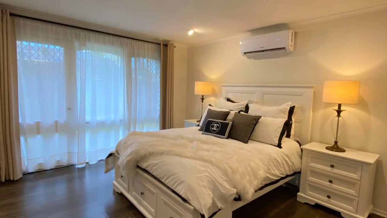 Furnished room with ensuite in a share house
