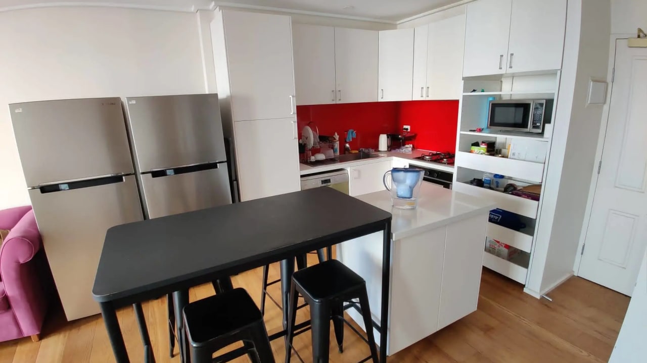 Furnished room in a flatshare