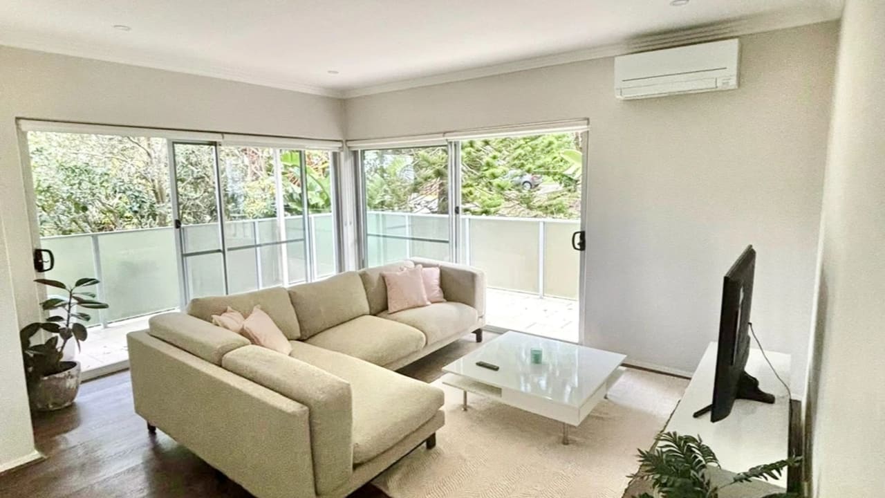 Furnished room with own bathroom