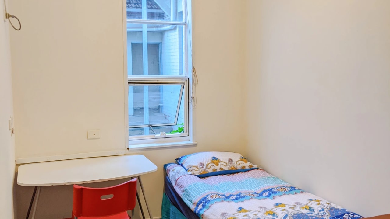 Furnished room in a share house