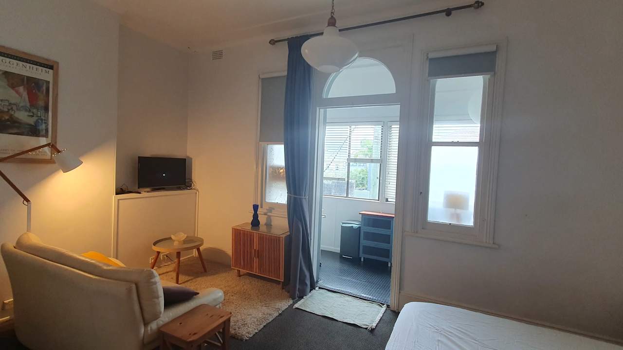Furnished room studio flat for rent
