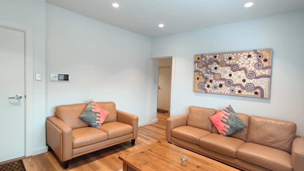 Furnished room in a flatshare