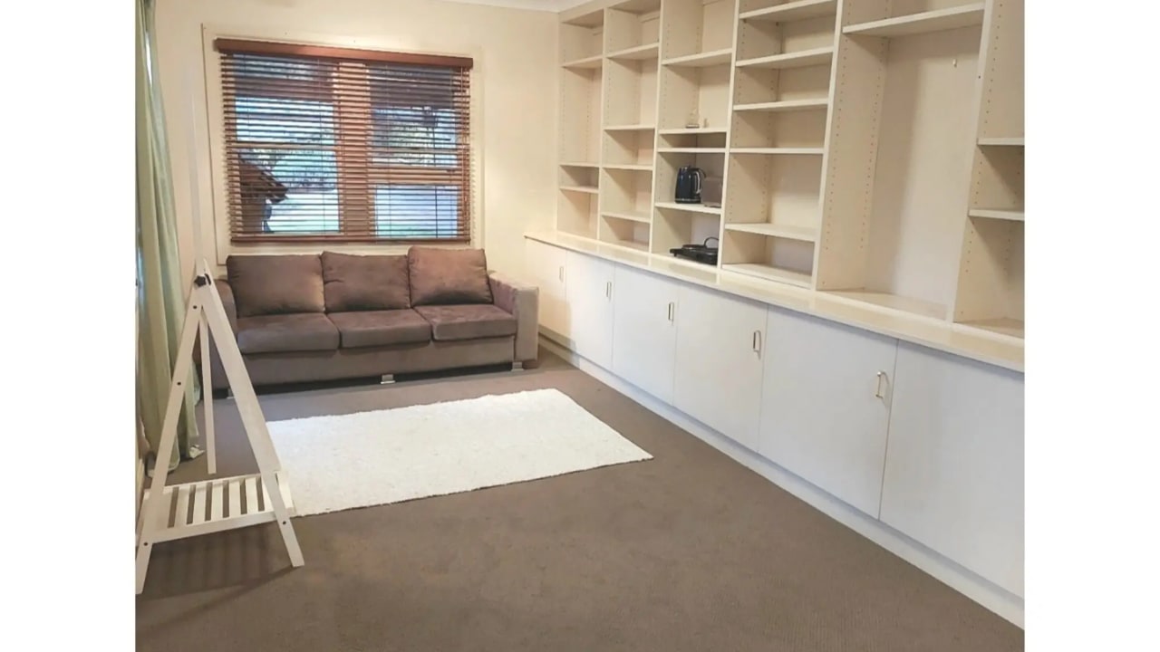 Furnished room studio flat for rent