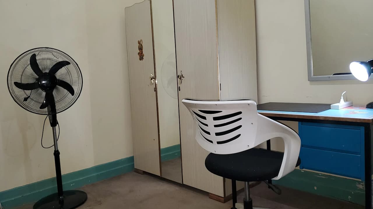 Furnished room in a share house