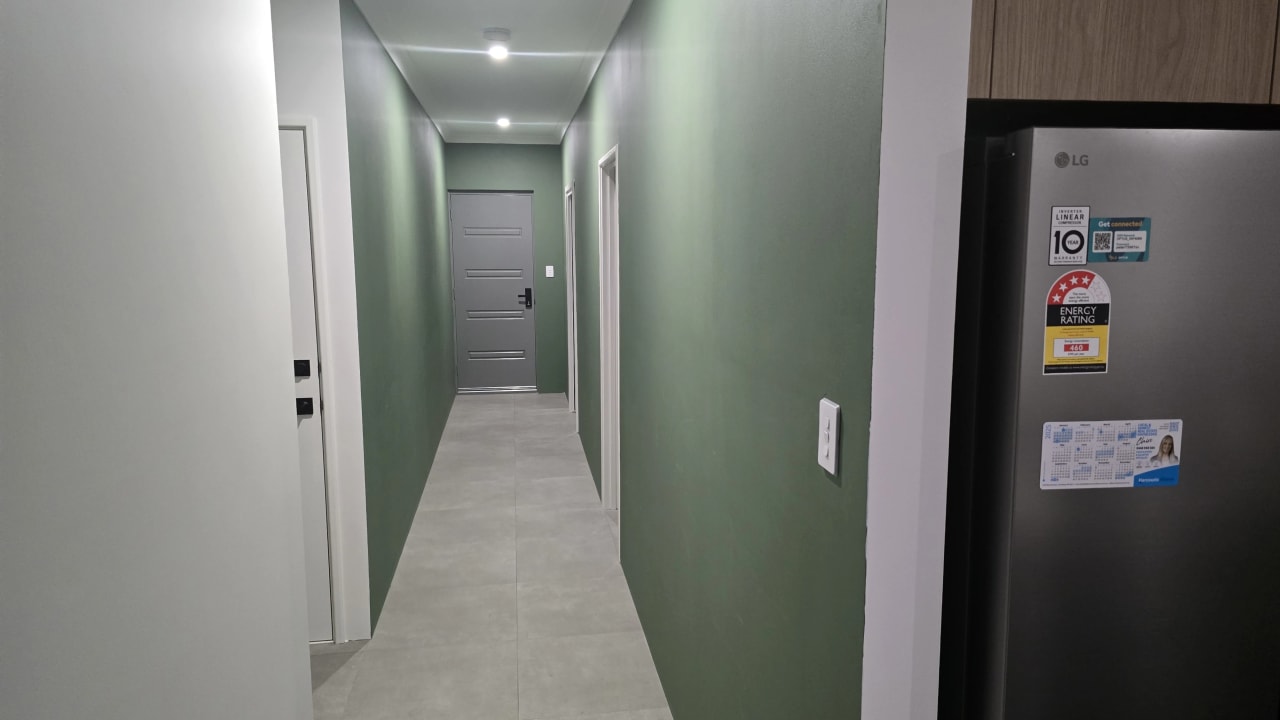 Room in a share house
