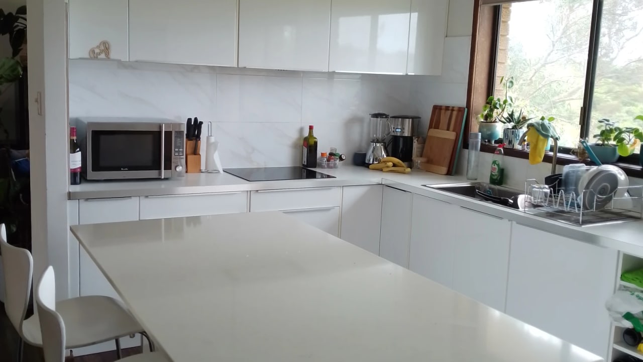 Room in a share house