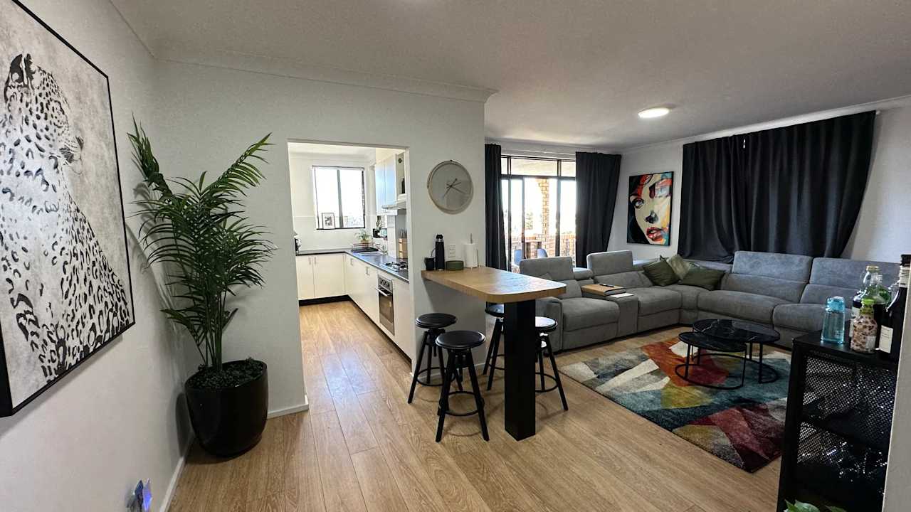 Furnished room with own bathroom