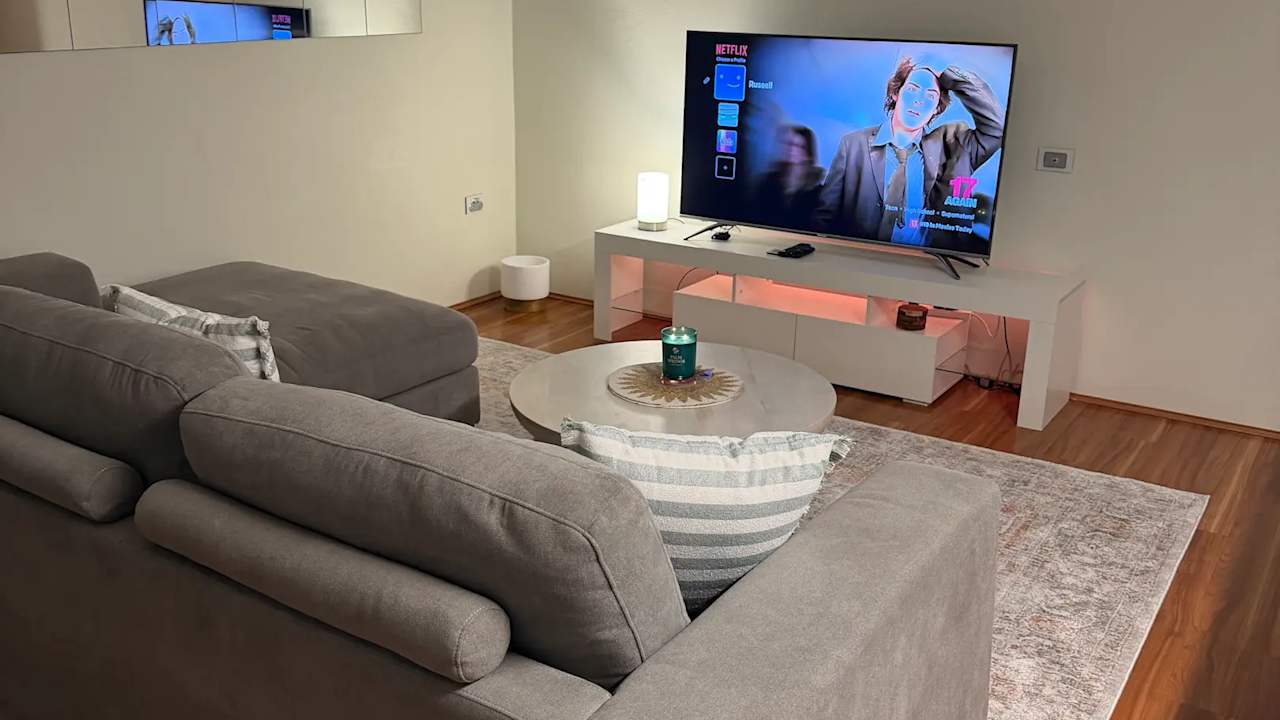 Furnished room in a flatshare