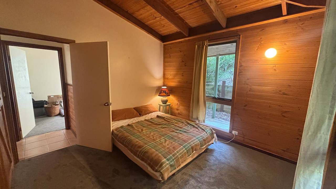Room in a share house