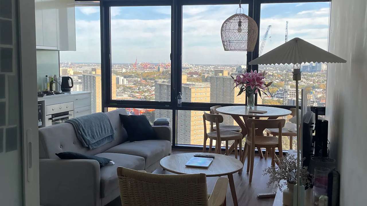 Furnished room in a flatshare