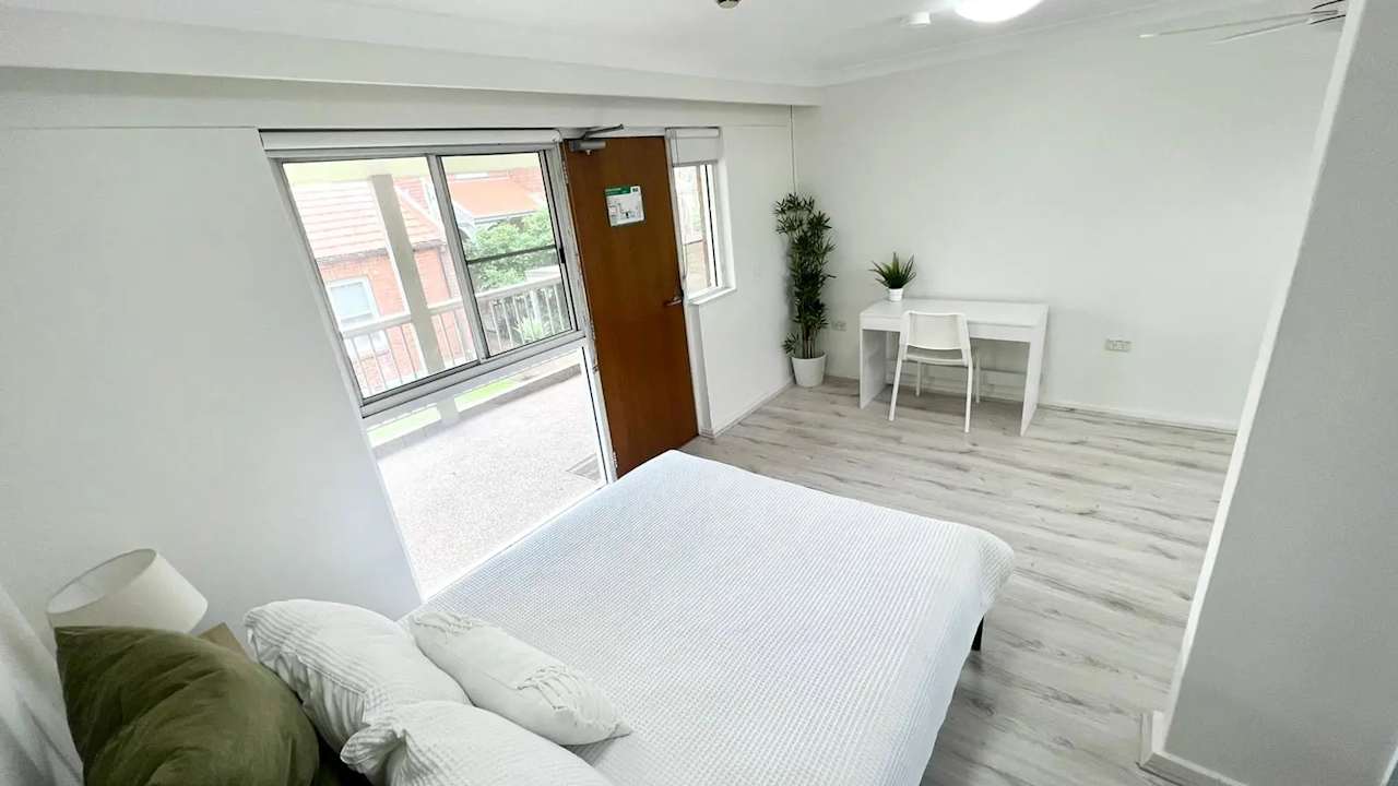 Room studio flat for rent