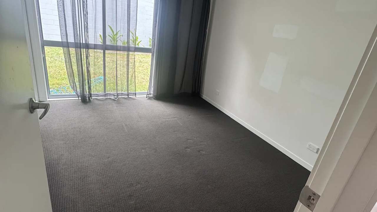 Unfurnished room in a share house