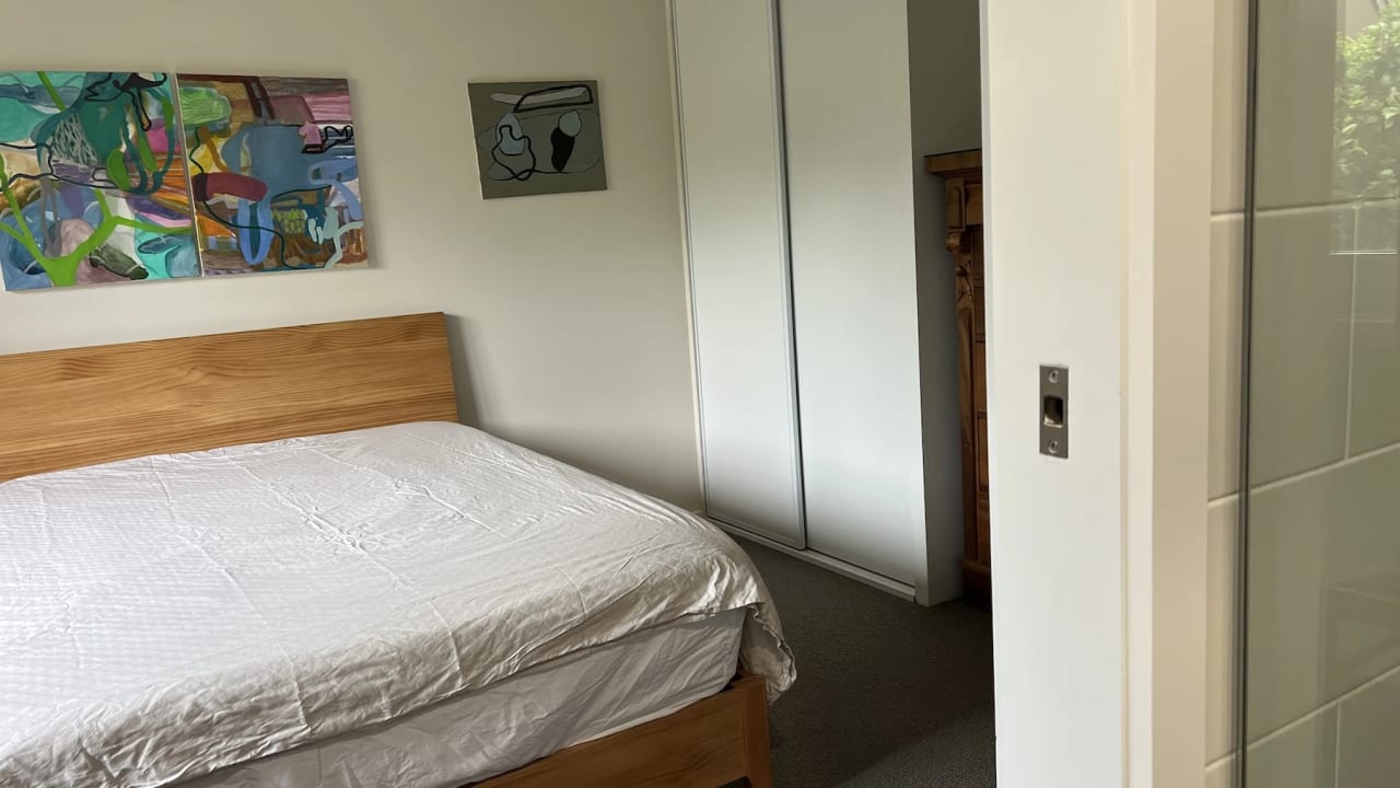 Room with ensuite in a share house