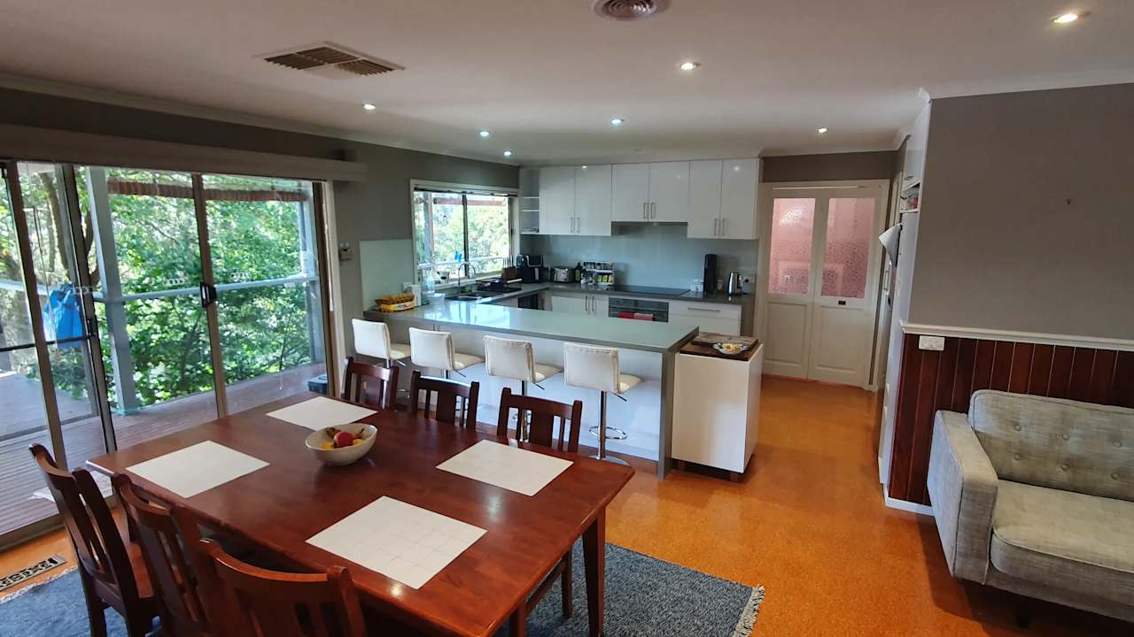 Room in a share house