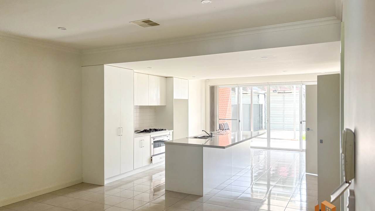 Furnished room with ensuite in a share house