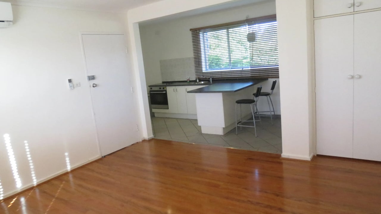Whole property with 2 rooms for rent