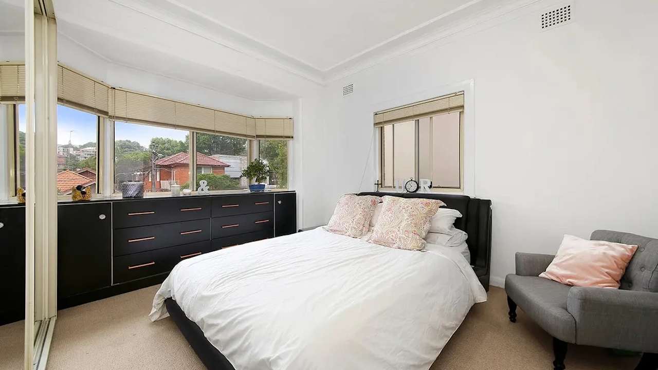 Unfurnished room in a share house