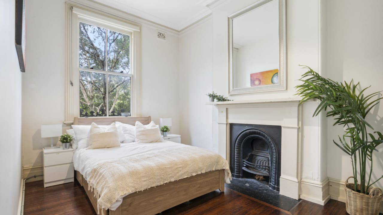 Furnished room in a share house