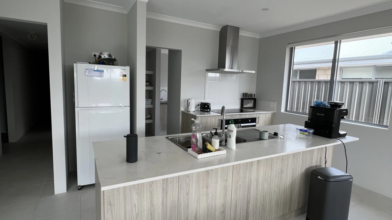 Furnished room in a share house