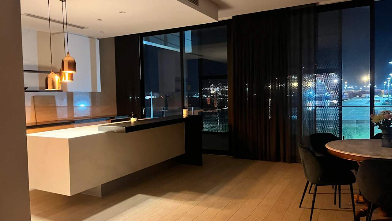 Unfurnished room in a flatshare