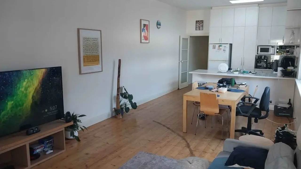 Unfurnished room in a share house