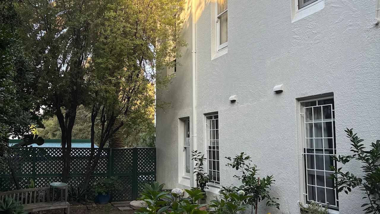 Whole property with 2 rooms for rent