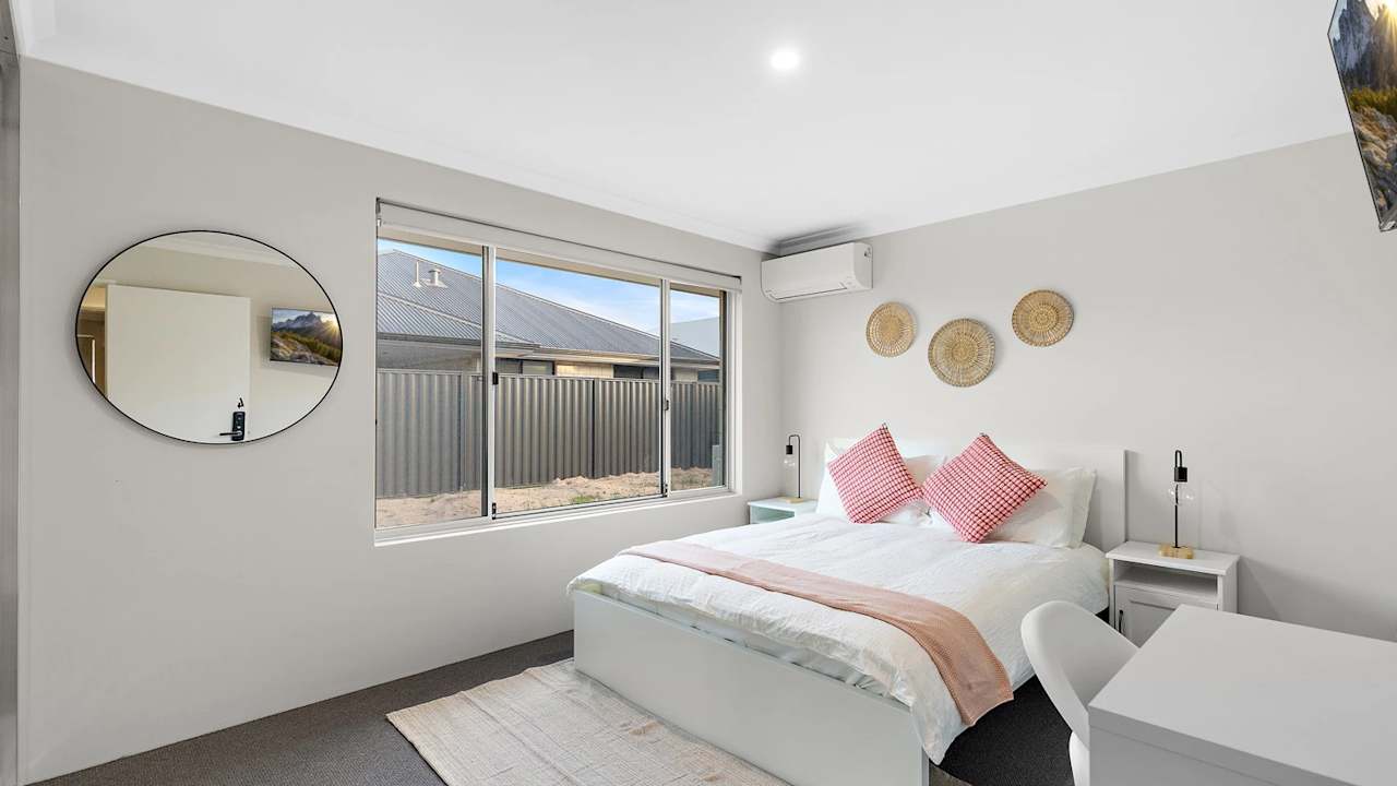 Furnished room with ensuite in a share house