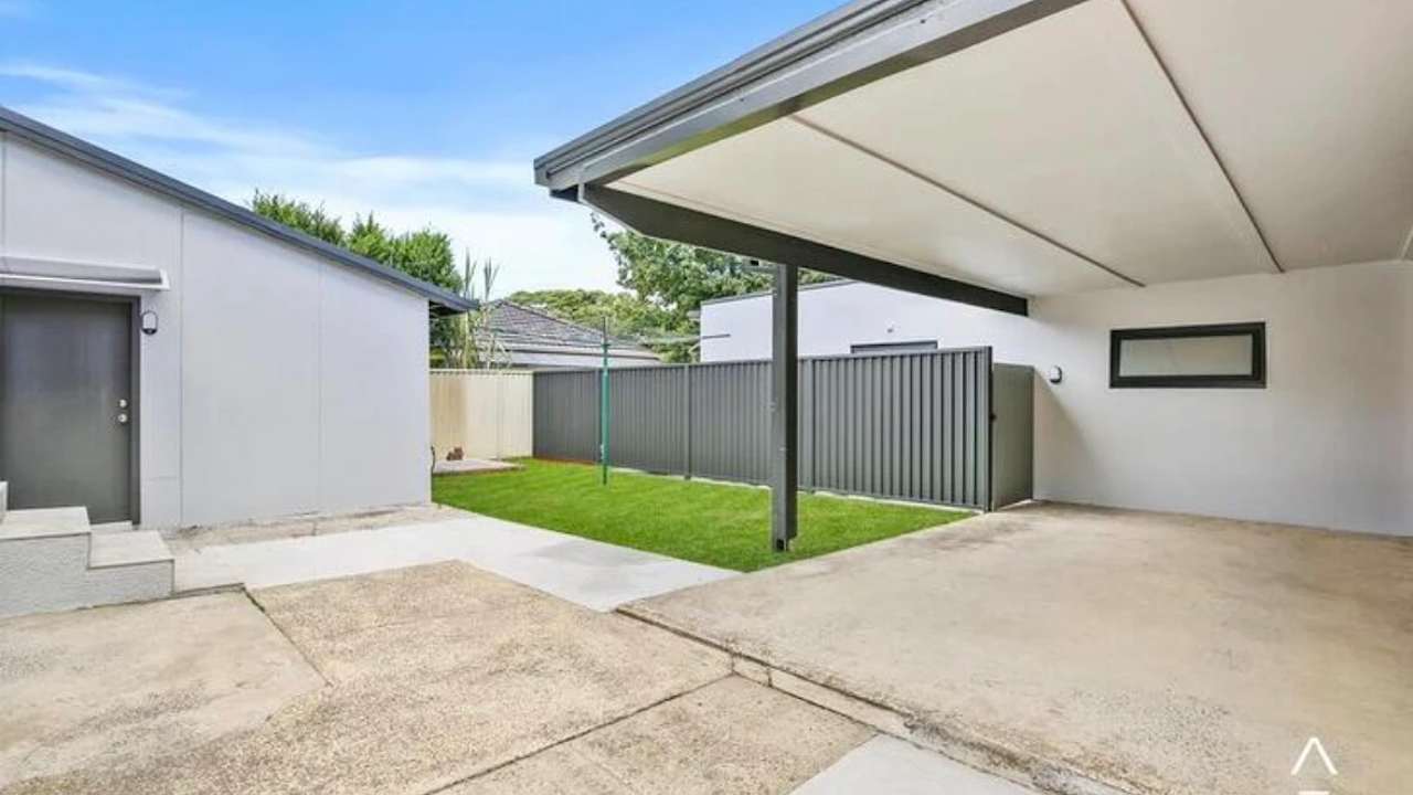 Furnished room granny flat for rent