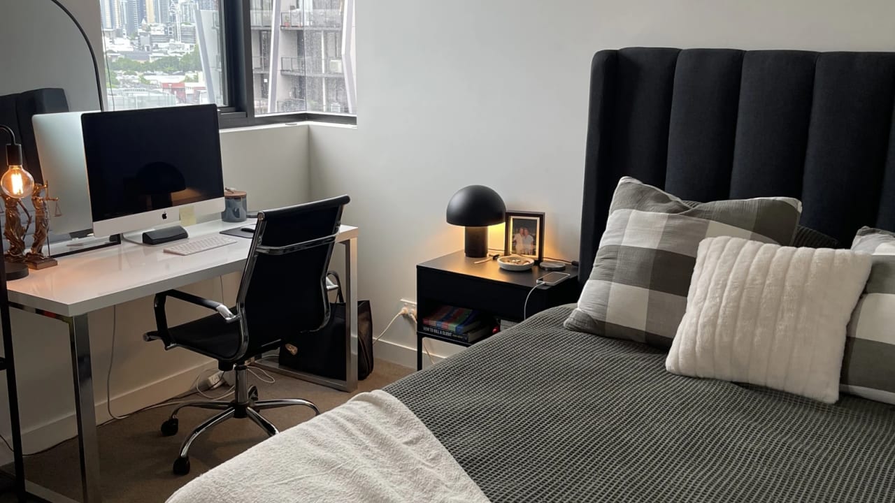 Unfurnished room with own bathroom