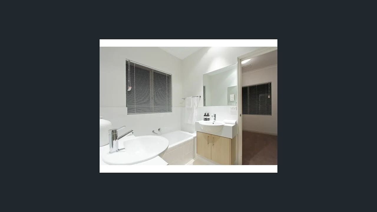 Furnished room in a share house