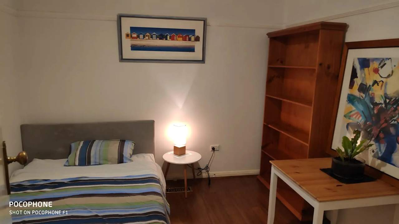 Furnished room in a share house