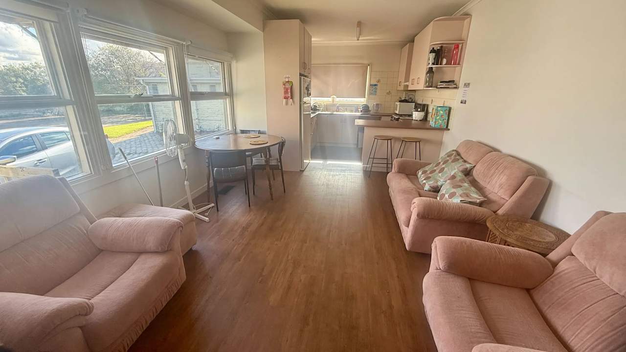 Furnished room in a share house