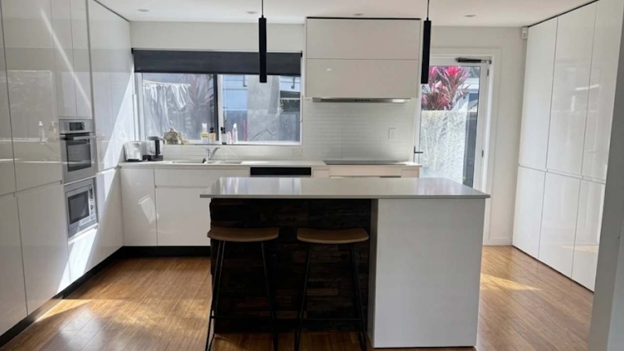Unfurnished room with own bathroom