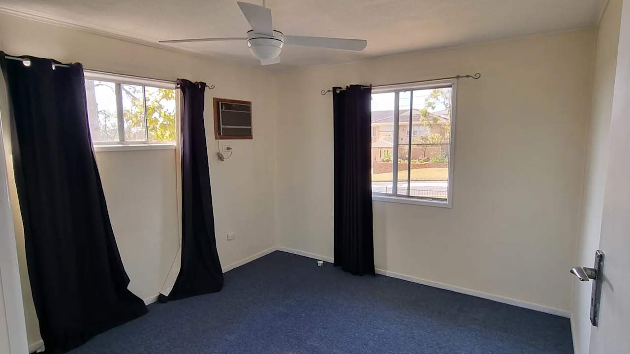 Unfurnished room in a share house
