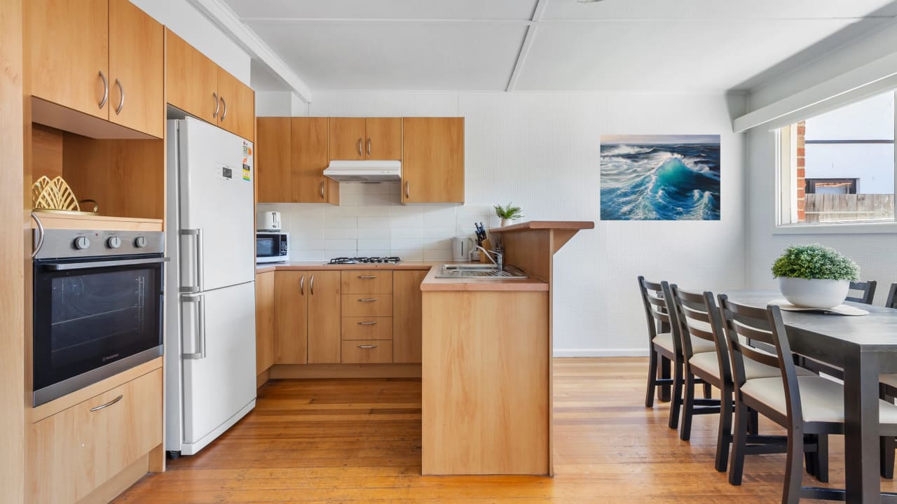 Whole property with 4 rooms for rent