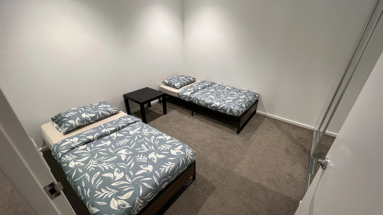 Furnished room in a flatshare