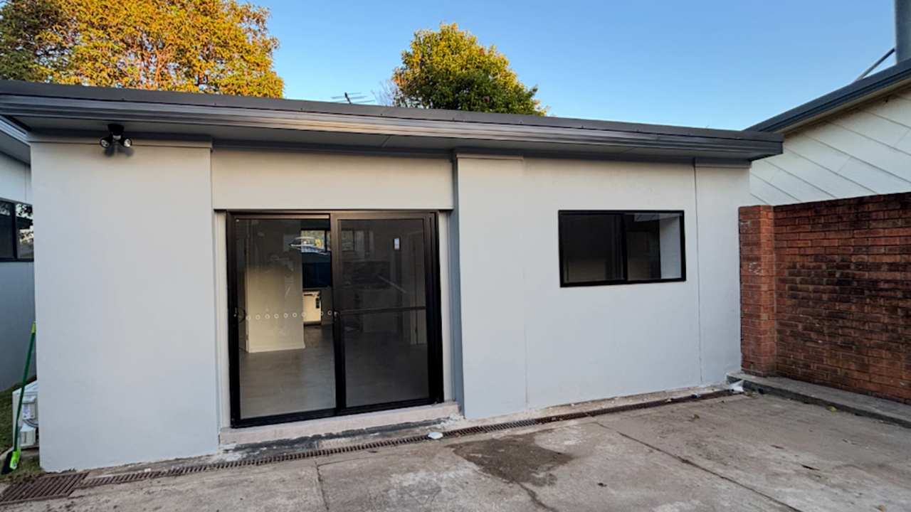 Unfurnished room granny flat for rent
