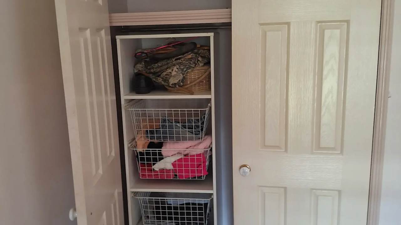 Unfurnished room in a share house