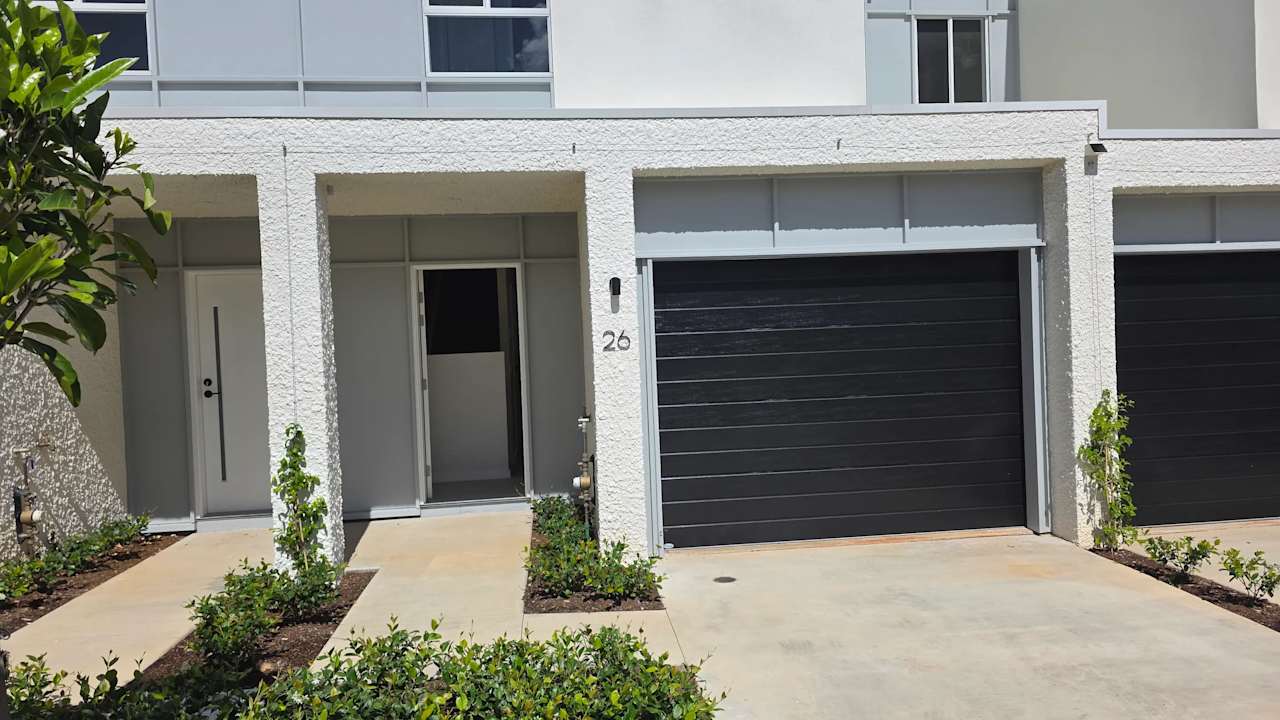 Unfurnished room with own bathroom
