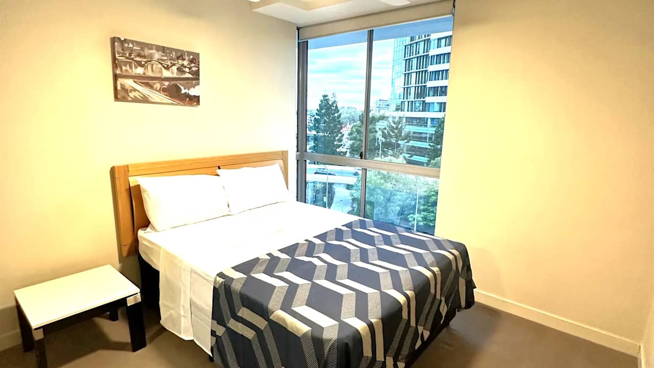 Furnished room in a flatshare