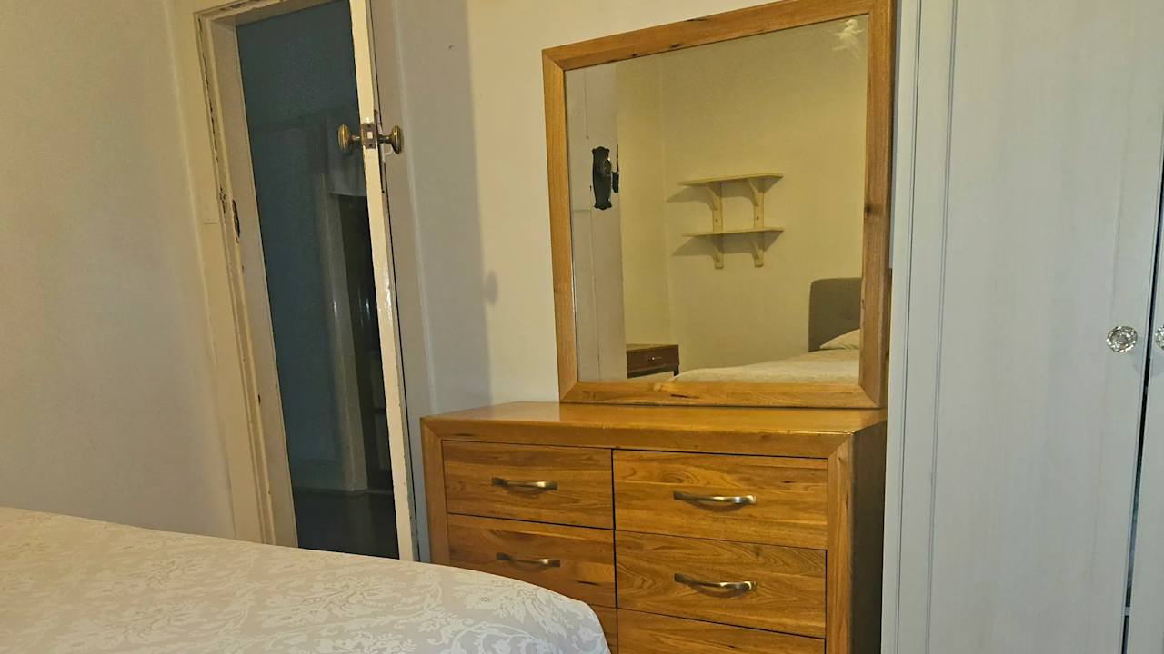 Furnished room in a share house