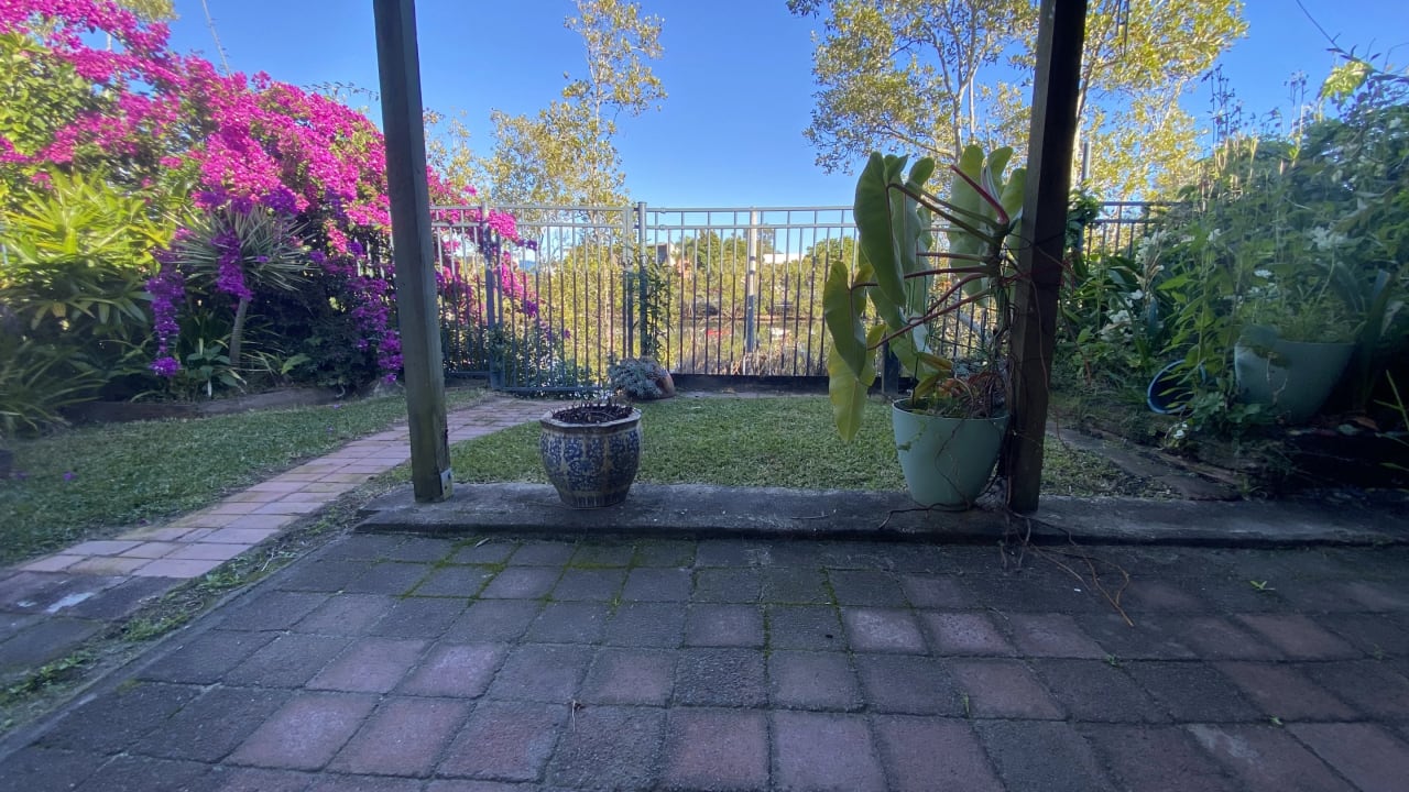 Room granny flat for rent