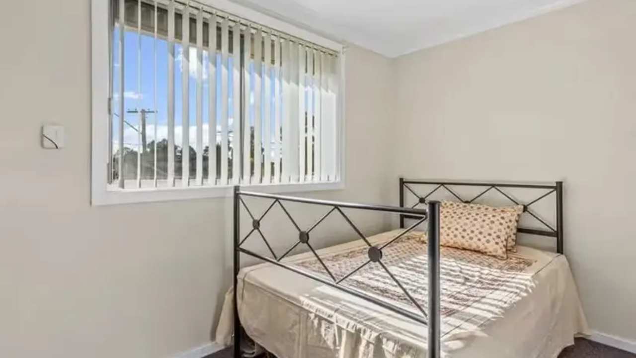 Whole property with 5 rooms for rent