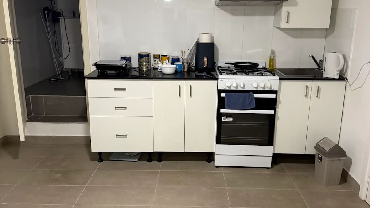 Furnished room with own bathroom