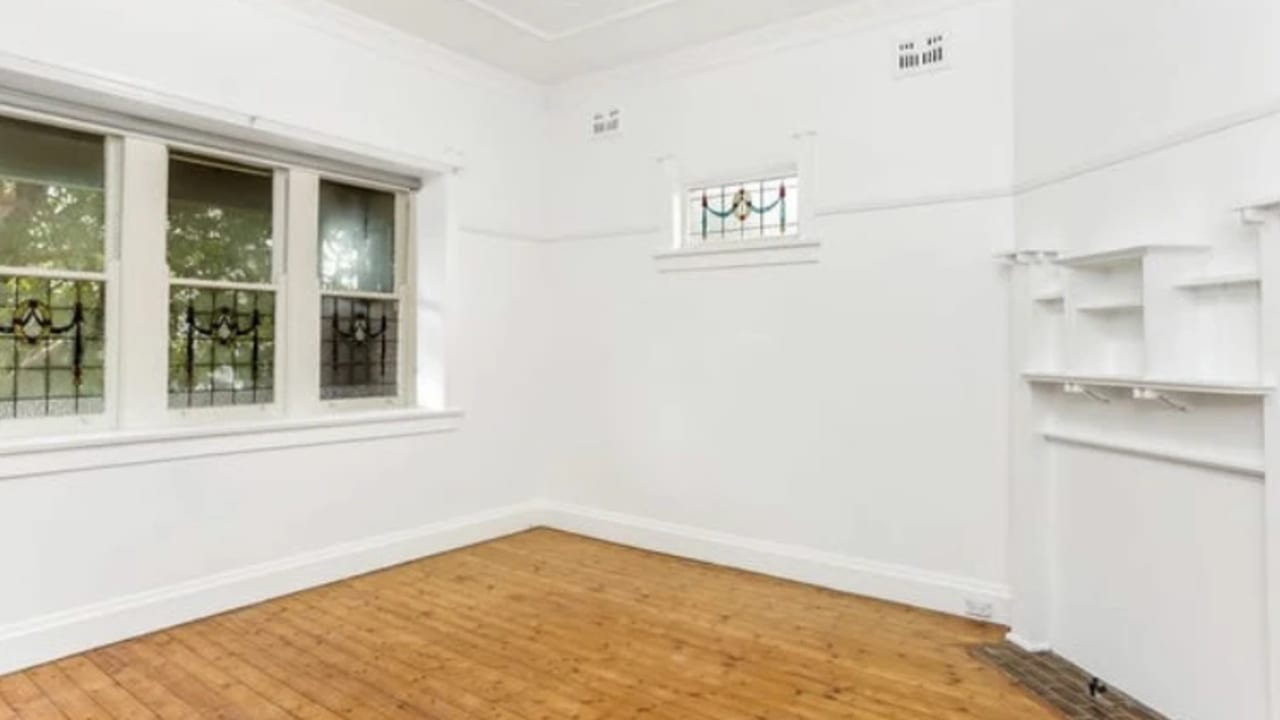 Unfurnished room in a share house