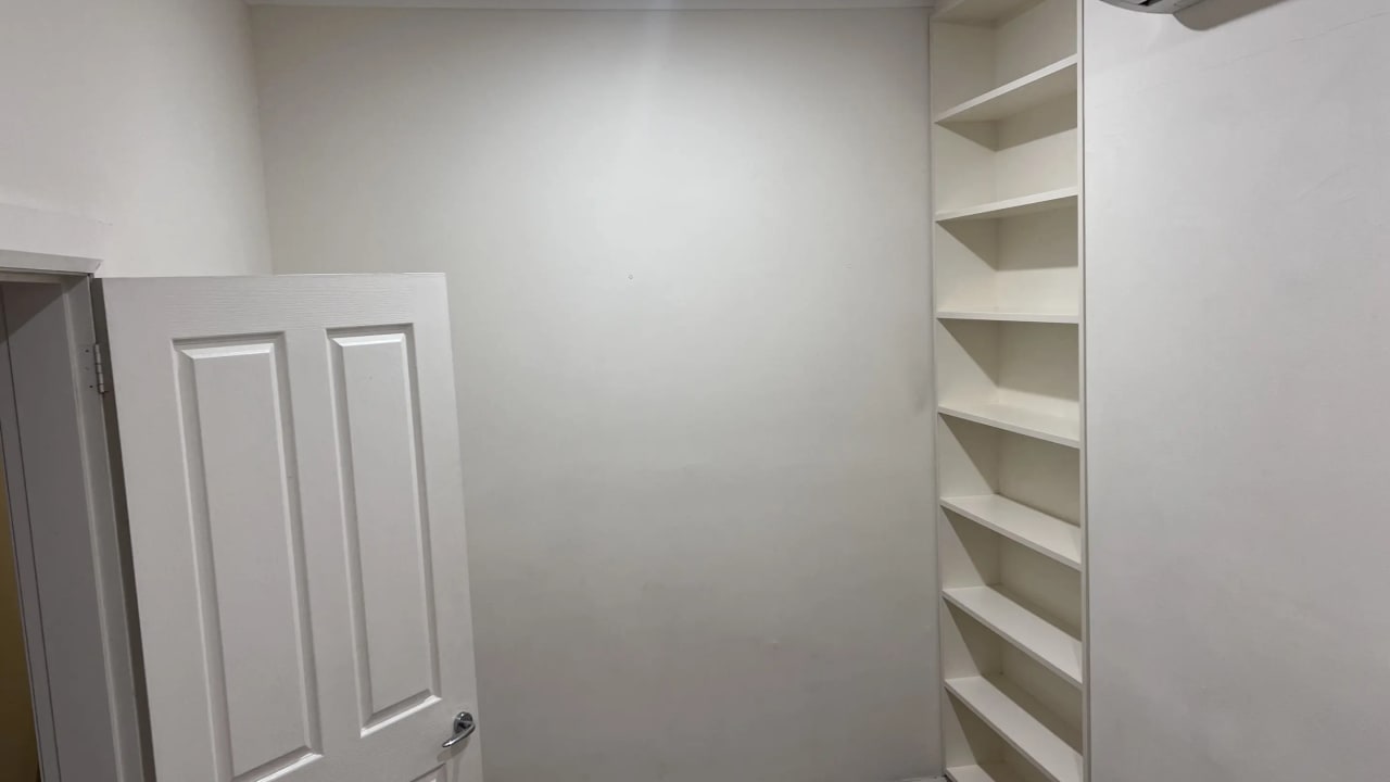 Unfurnished room in a share house