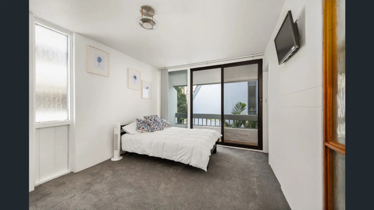 Whole property with 3 rooms for rent