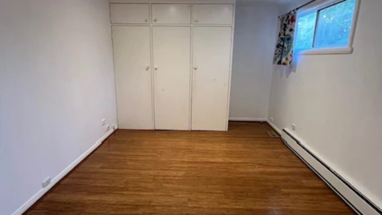 Room in a share house