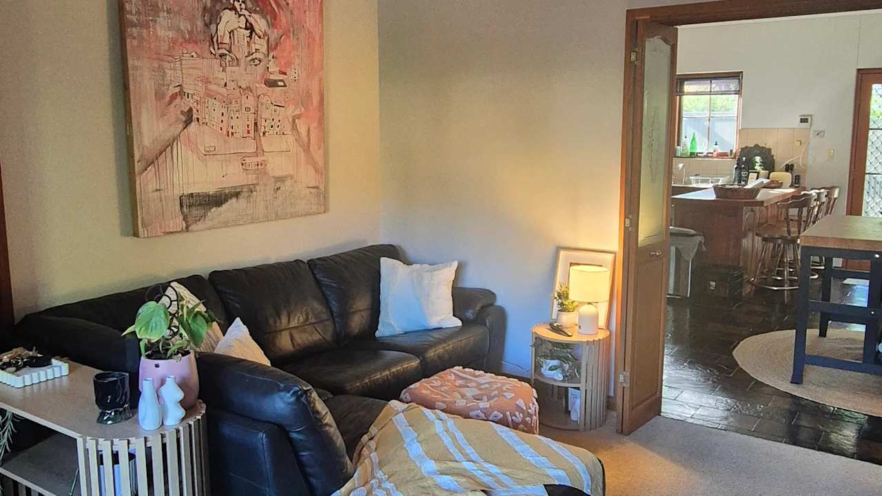 Unfurnished room with own bathroom